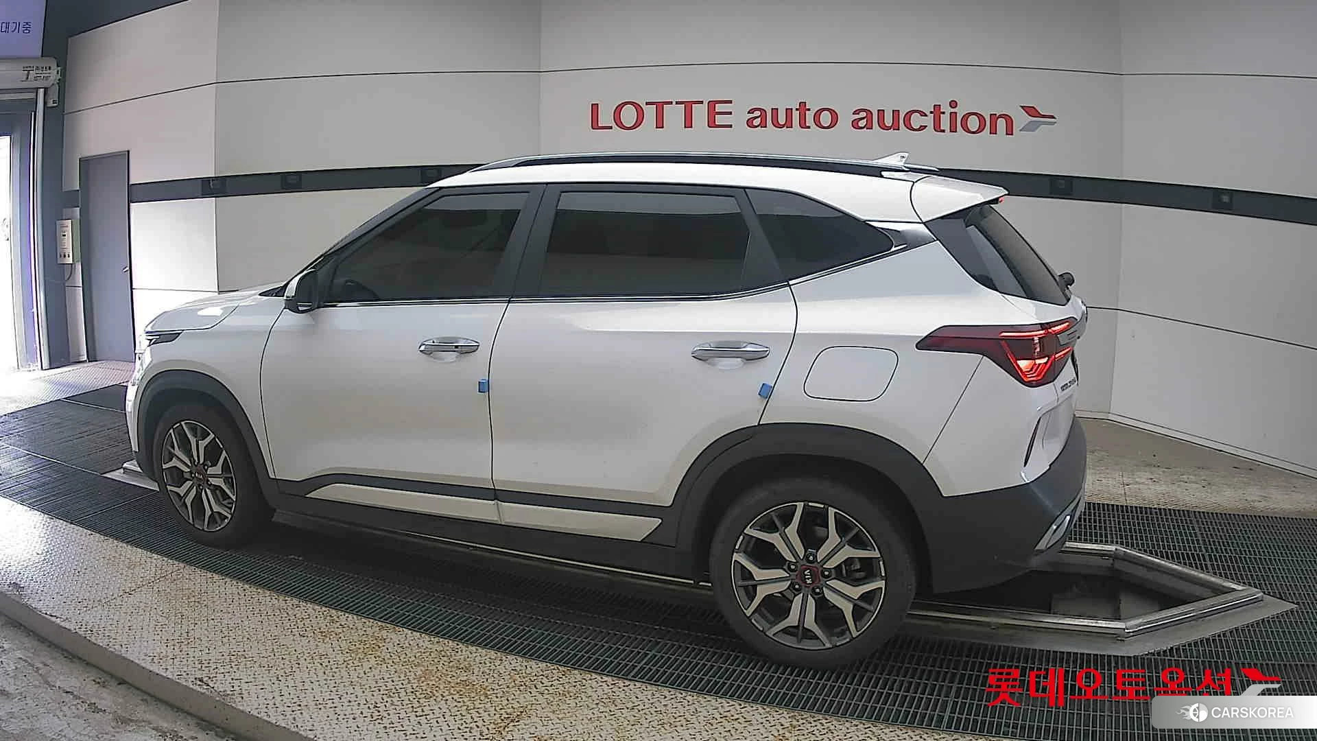 Kia Seltos 2021 Белый из Кореи, фото 2