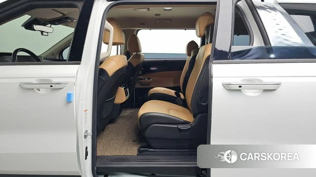 Kia Carnival 4th generation 2021 Белый из Кореи, фото 2