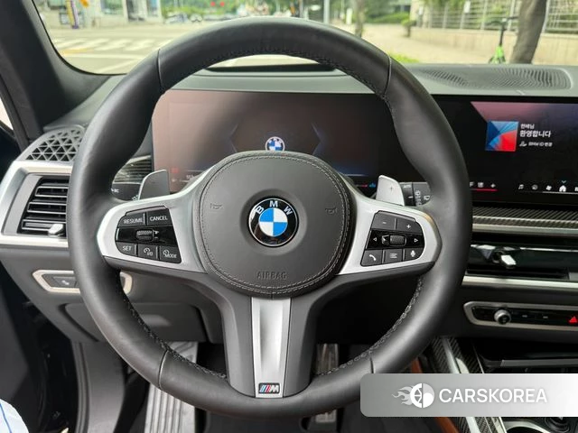 BMW X7 (G07) 2025 Черный из Кореи, фото 2