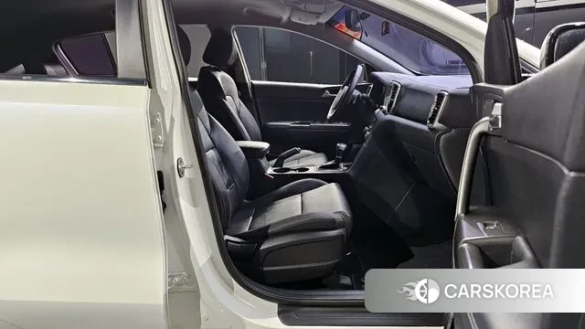 Kia Sportage 4th Generation 2018 Белый из Кореи, фото 2