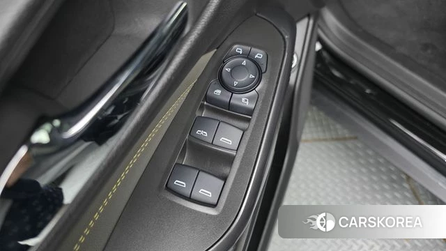 Chevrolet (GM Daewoo) Trax Crossover 2023 Черный из Кореи, фото 2