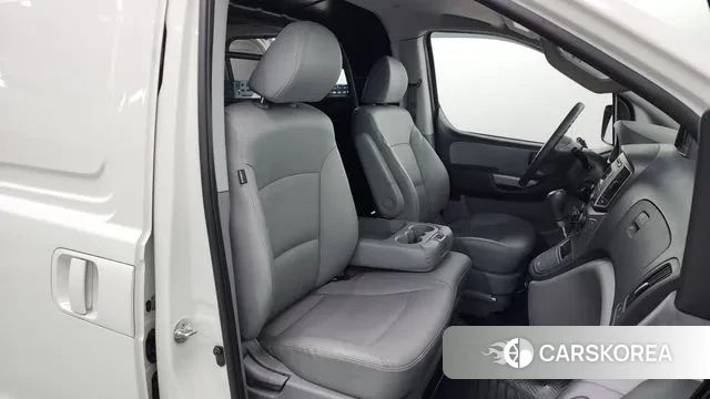 Hyundai The New Grand Starex 2018 Белый из Кореи, фото 2