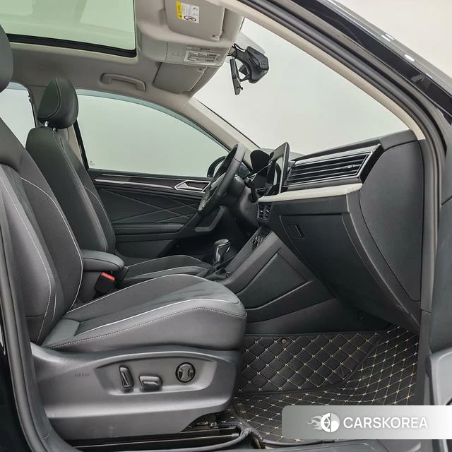Volkswagen Tiguan L 2023 Черный из Китая, фото 2