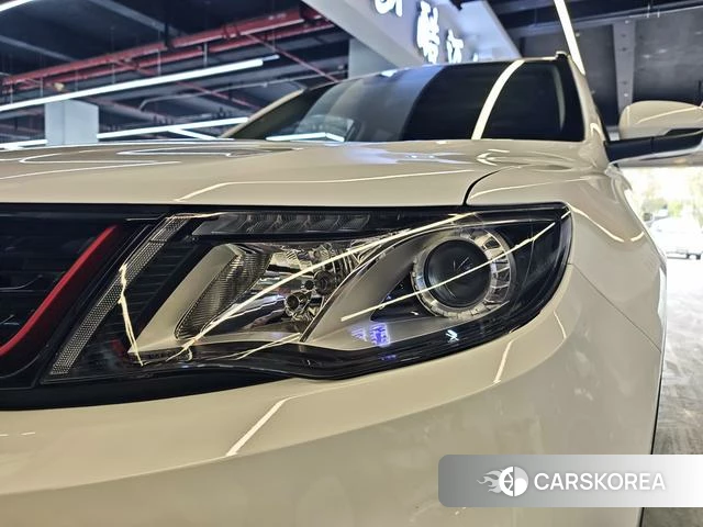 Geely Automobile Boyue 2021 Белый из Китая, фото 2