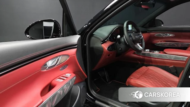 Genesis GV70 2021 Черный из Кореи, фото 2