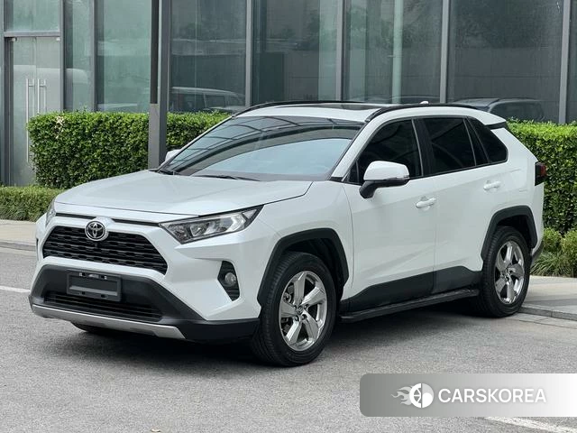 Toyota RAV4 Rongfang 2021 Белый из Китая, фото 2
