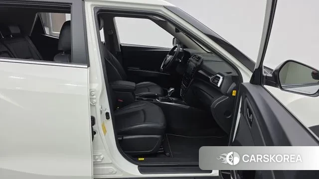 Ssangyong The New Tivoli 2023 Белый из Кореи, фото 2