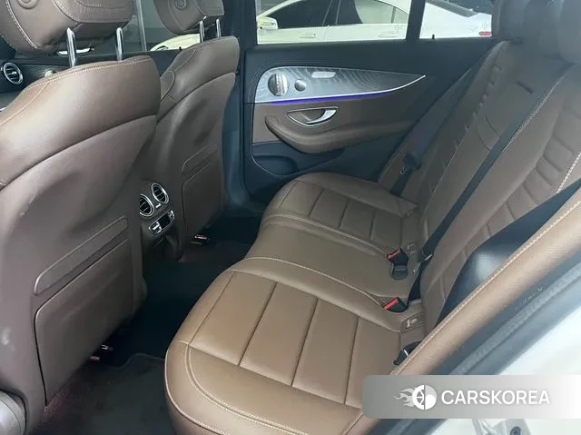 Mercedes-Benz E-Class W213 2023 Белый из Кореи, фото 2