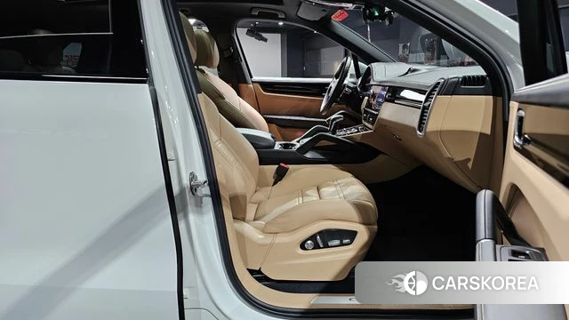 Porsche Cayenne (PO536) 2020 Белый из Кореи, фото 2