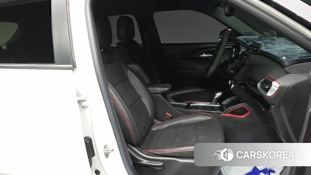 Chevrolet (GM Daewoo) Trailblazer 2022 Белый из Кореи, фото 2