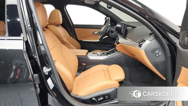 BMW 3 Series (G20) 2024 Черный из Кореи, фото 2