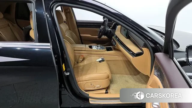 Genesis G90 (RS4) 2022 Черный из Кореи, фото 2