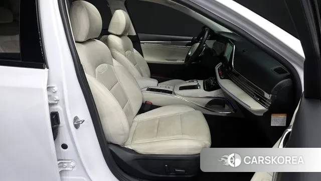 Hyundai The New Grandeur IG Hybrid 2022 Белый из Кореи, фото 2