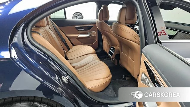 Mercedes-Benz E-Class W214 2024 Синий из Кореи, фото 2