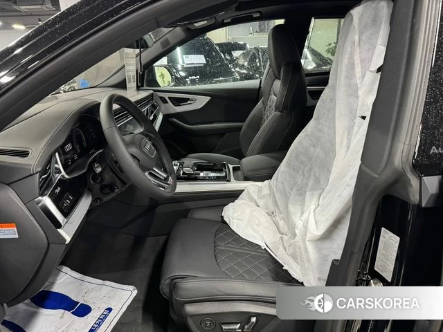 Audi Q8 (4M) 2026 Черный из Кореи, фото 2