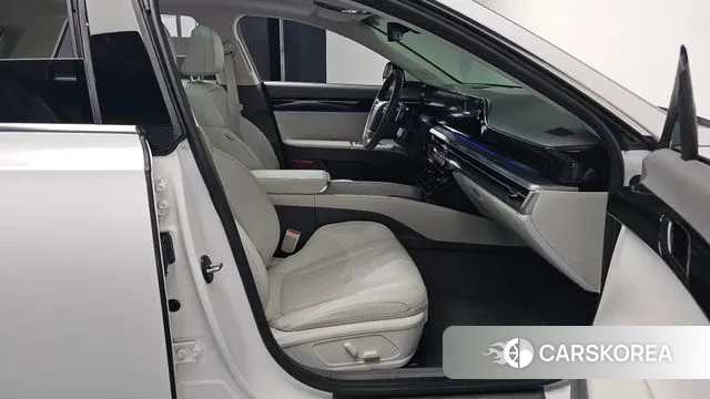 Hyundai Grandeur (GN7) 2024 Белый из Кореи, фото 2