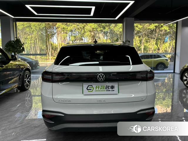 Volkswagen ID.4 X 2024 Белый из Китая, фото 2