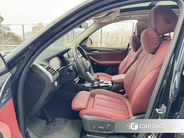 BMW X3 2025 Черный из Китая, фото 2