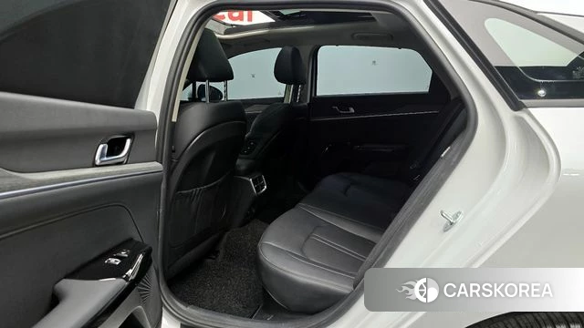 Kia The New K5 Hybrid 3rd generation 2025 Белый из Кореи, фото 2