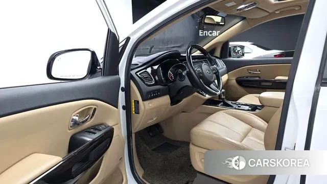 Kia The New Carnival 2018 Белый из Кореи, фото 2