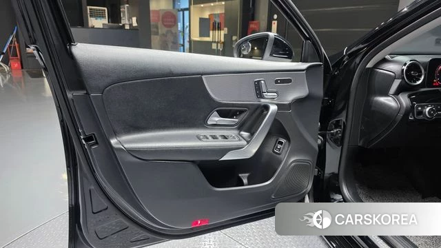 Mercedes-Benz A-Class W177 2020 Черный из Кореи, фото 2