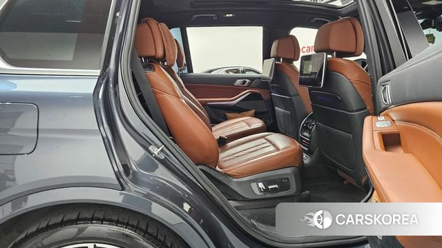 BMW X7 (G07) 2021 Серый из Кореи, фото 2