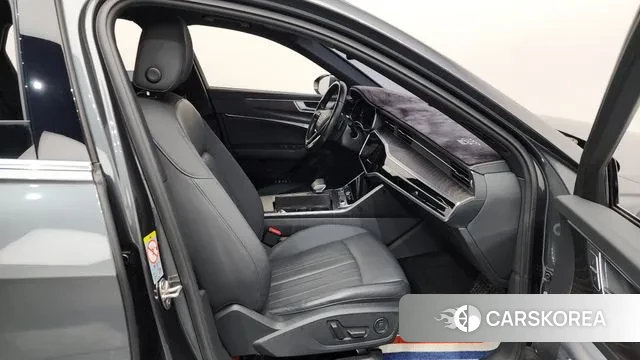 Audi A6 (C8) 2021 Серый из Кореи, фото 2