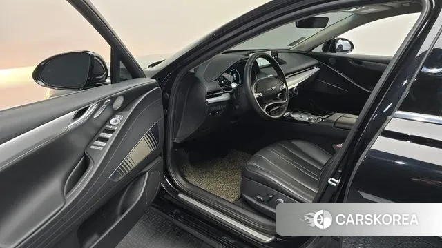 Genesis Electrified G80 (RG3) 2022 Черный из Кореи, фото 2