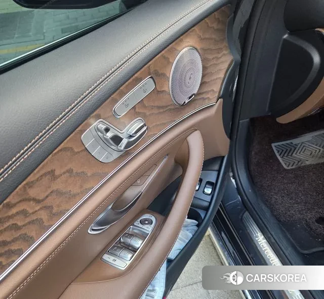 Mercedes-Benz E-Class W213 2023 Серый из Кореи, фото 2