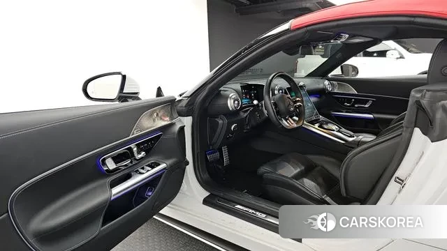 Mercedes-Benz SL-Class R232 2023 Белый из Кореи, фото 2