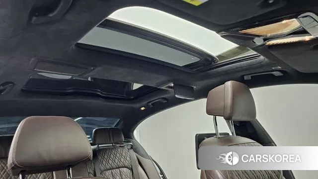 BMW 7 Series (G11) 2020 Черный из Кореи, фото 2