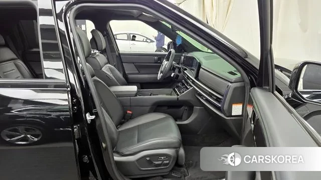 Hyundai Santa Fe (MX5) 2023 Черный из Кореи, фото 2