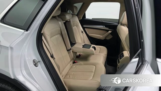 Audi Q5 (FY) 2022 Белый из Кореи, фото 2