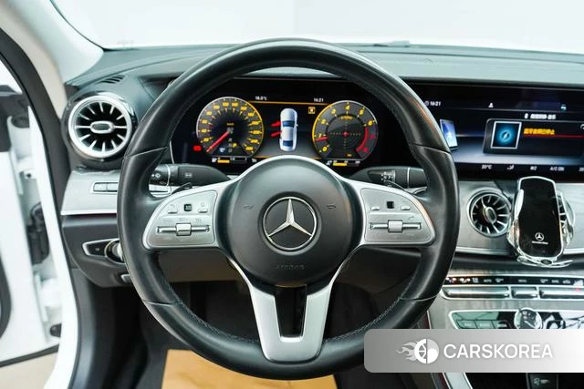 Mercedes-Benz CLS 2020 Белый из Китая, фото 2