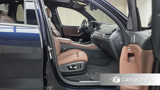 BMW X5 (G05) 2021 Черный из Кореи, фото 2