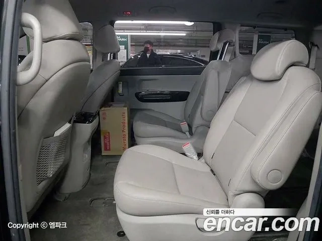 Kia The New Carnival 2019 Черный из Кореи, фото 2