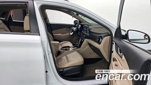 Hyundai Kona 2018 Белый из Кореи, фото 2