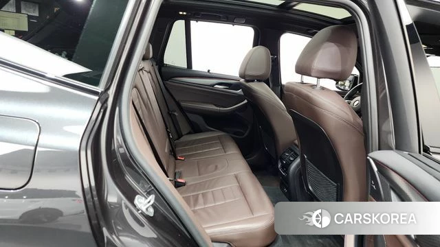 BMW X3 (G01) 2022 Серый из Кореи, фото 2