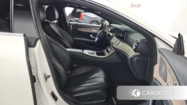 Mercedes-Benz CLS-Class C257 2020 Белый из Кореи, фото 2