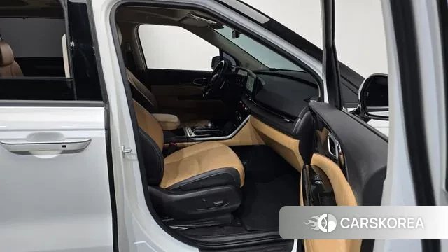 Kia Carnival 4th generation 2022 Белый из Кореи, фото 2