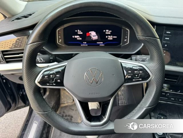 Volkswagen Passat 2023 Черный из Китая, фото 2