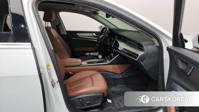 Audi A6 (C8) 2020 Белый из Кореи, фото 2