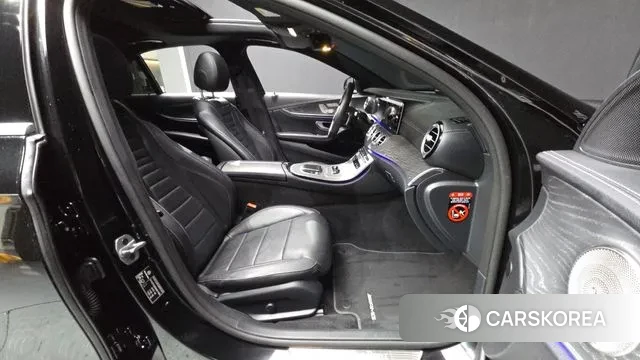 Mercedes-Benz E-Class W213 2022 Черный из Кореи, фото 2