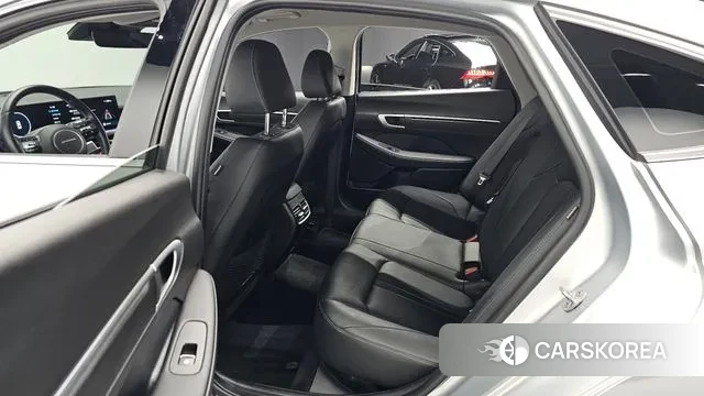 Hyundai Sonata D Edge (DN8) 2024 Серебристо-серый из Кореи, фото 2