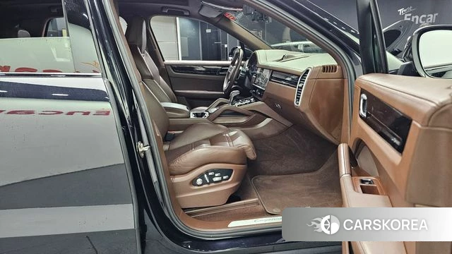 Porsche Cayenne (PO536) 2020 Черный из Кореи, фото 2