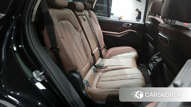 BMW X5 (G05) 2024 Черный из Кореи, фото 2