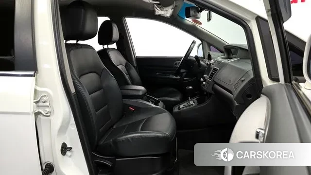 Ssangyong Korando Turismo 2018 Белый из Кореи, фото 2