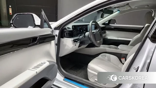 Hyundai Grandeur (GN7) 2023 Белый из Кореи, фото 2