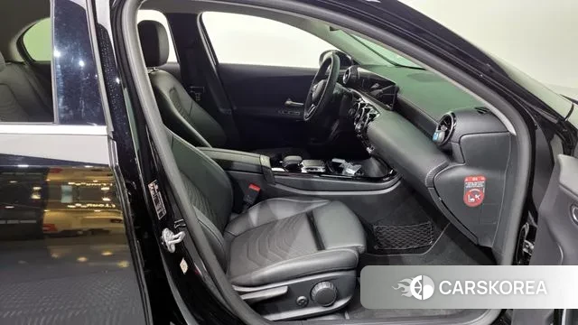 Mercedes-Benz A-Class W177 2020 Черный из Кореи, фото 2