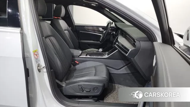 Audi A6 (C8) 2020 Белый из Кореи, фото 2